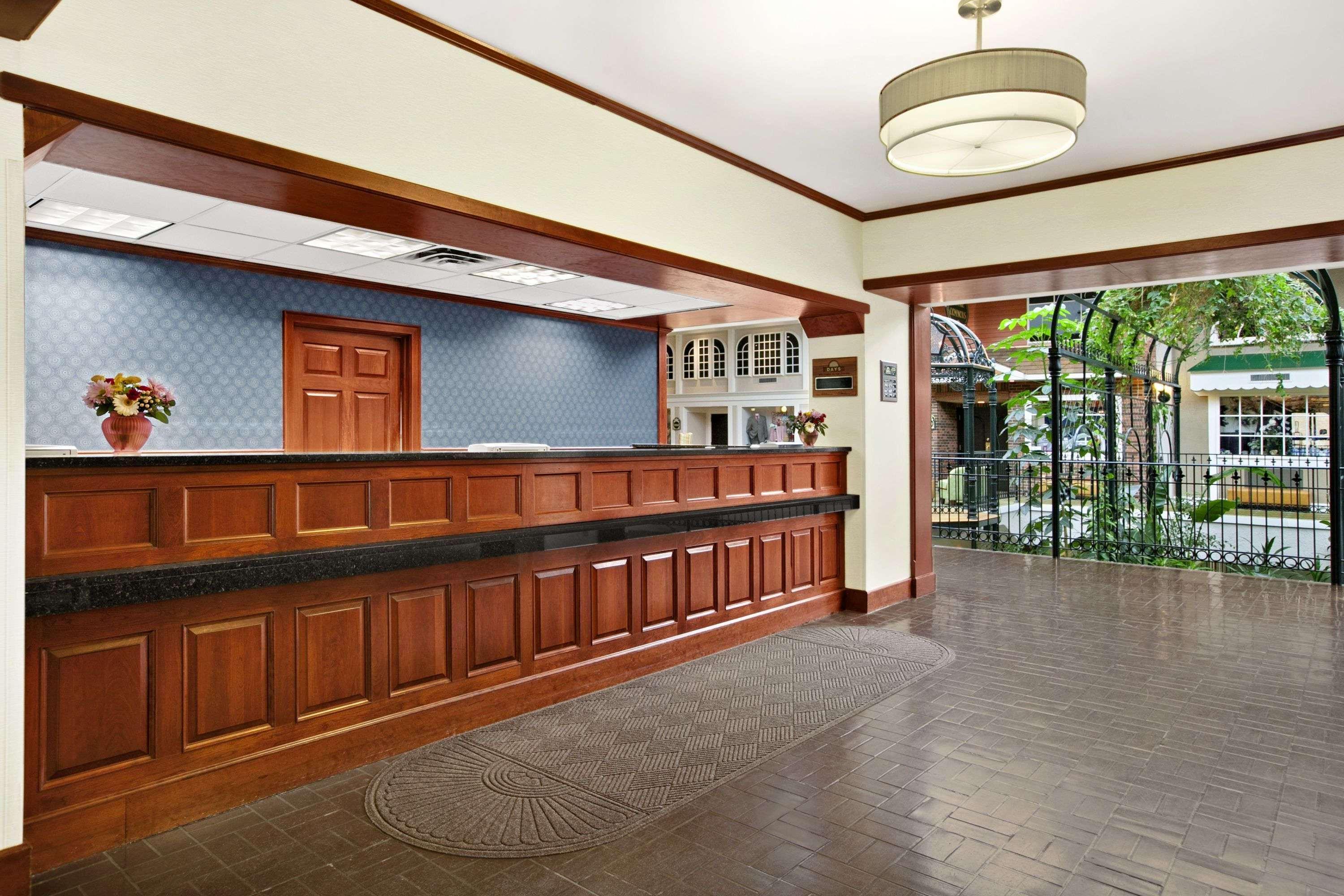 Days Inn By Wyndham Penn State State College Extérieur photo