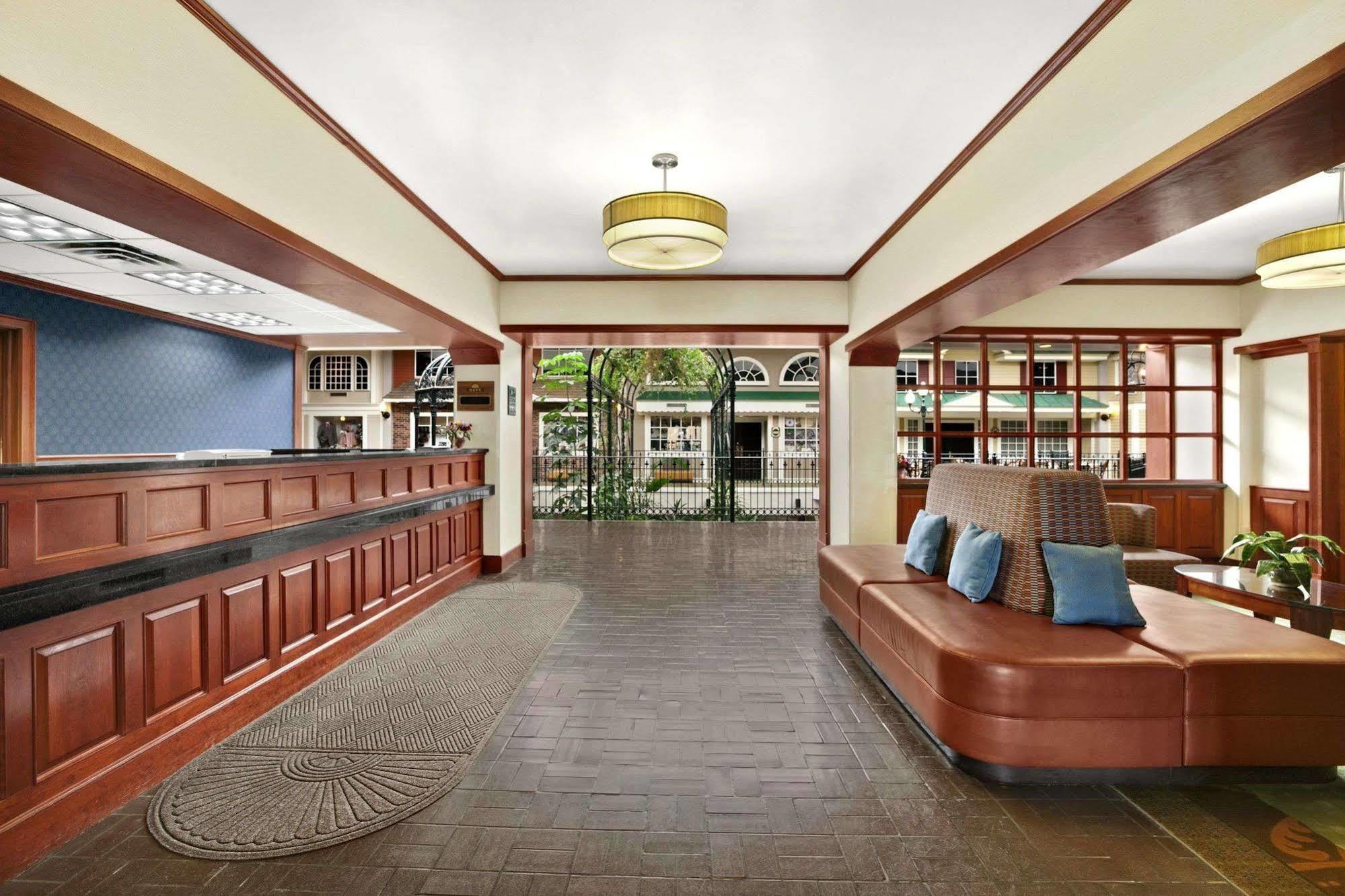 Days Inn By Wyndham Penn State State College Extérieur photo